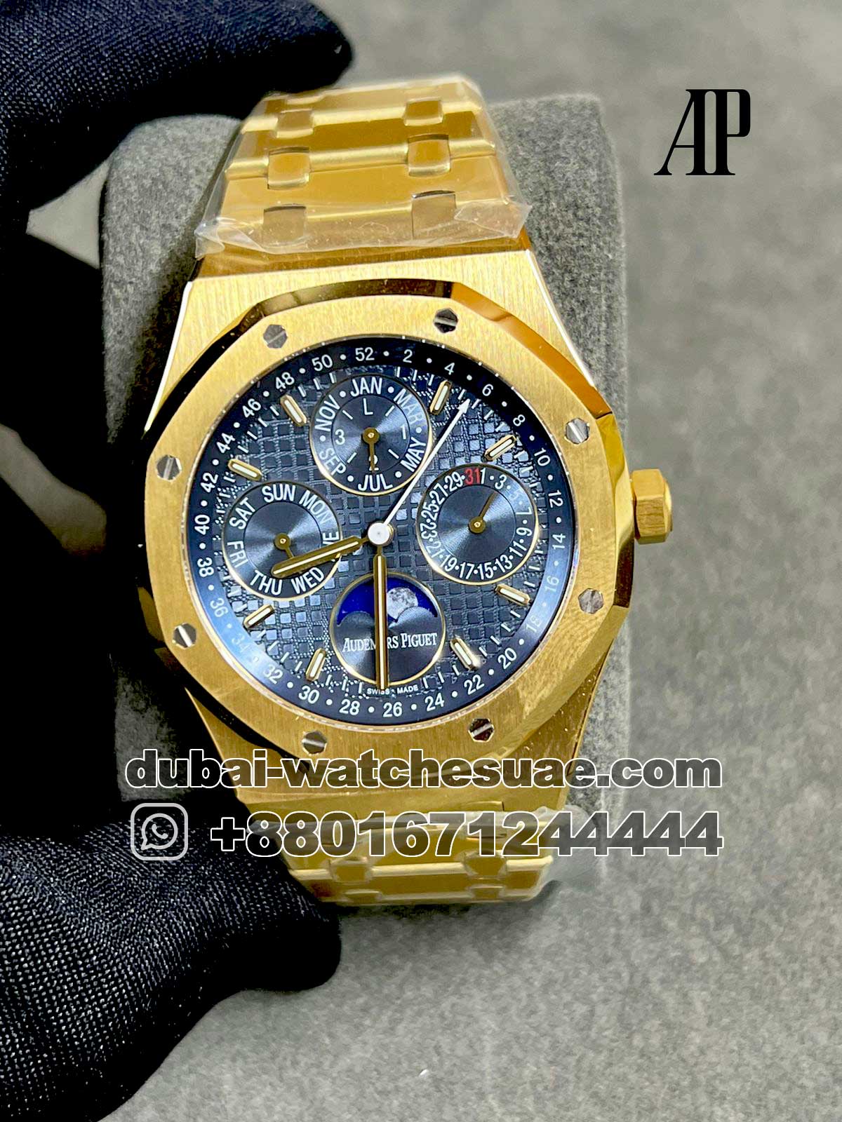 83.1 Copy Royal Oak Perpetual Calendar Blue Dial And Sub Dial With Yellow Gold Bracelet