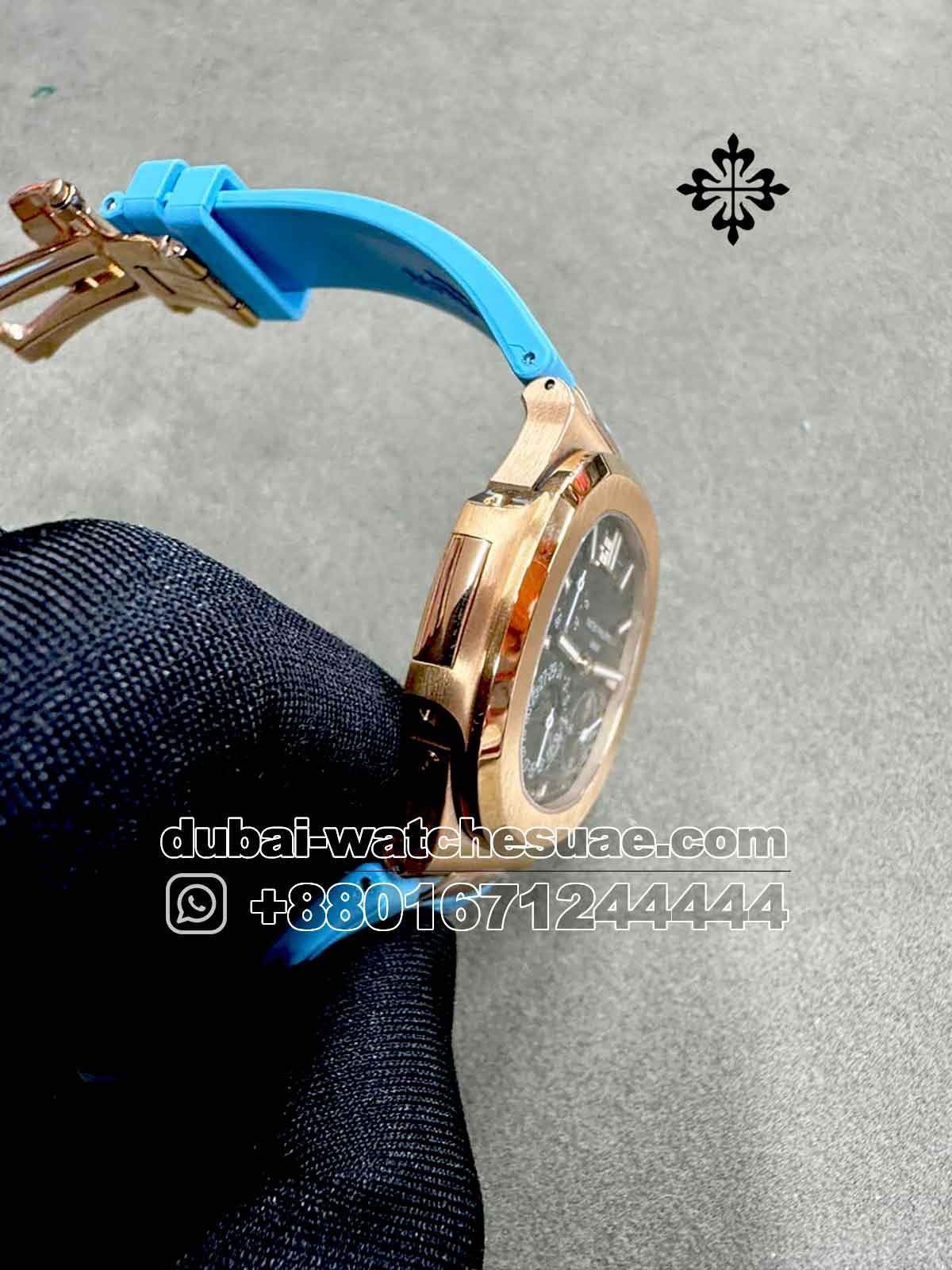 Replica Patek Philippe Nautilus 5712 Gray Dial With Blue Rubber strap Replica Patek Philippe Nautilus 5712 Gray Dial With Blue Rubber strap