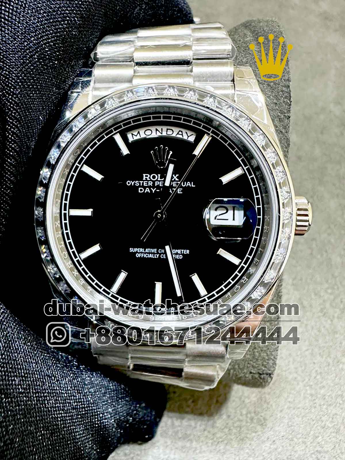 Copy Rolex Day-Date 40mm Black Dial With Stoned Bezel Copy Rolex Day-Date 40mm Black Dial With Stoned Bezel