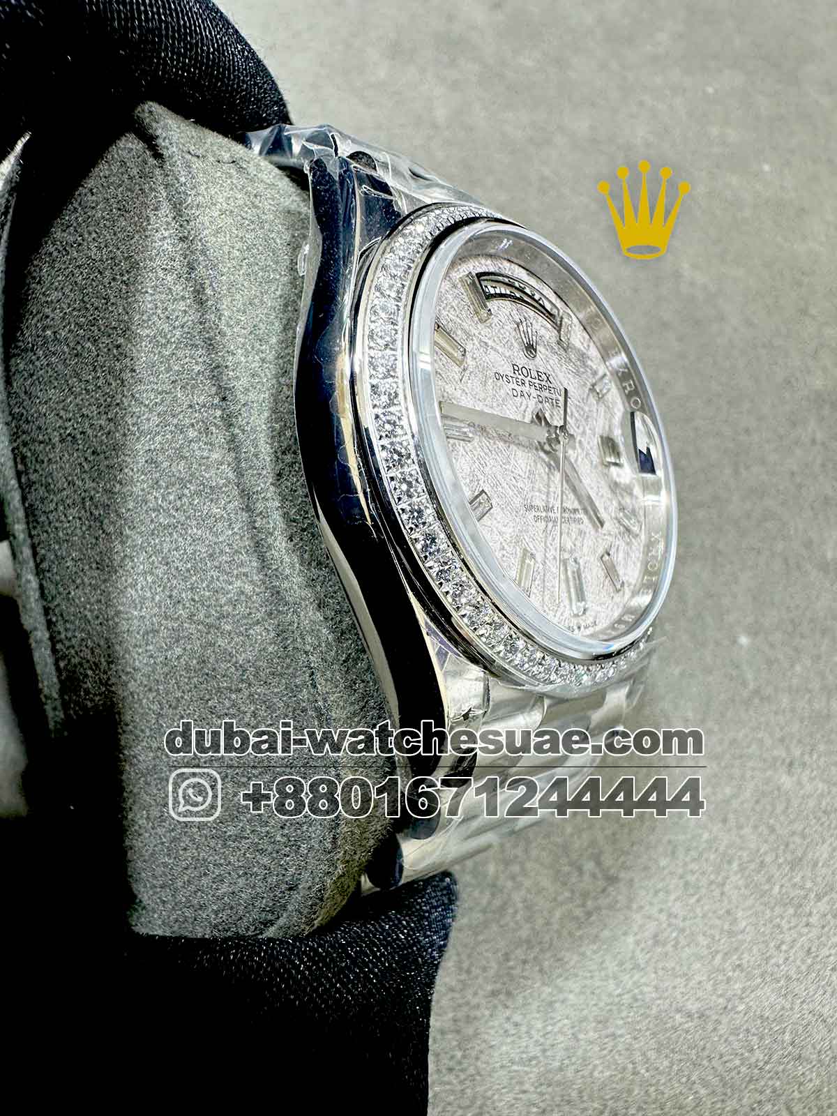 REplica Rolex Day-Date 40mm Meteorite White Dial With Stone Numeric and Stoned Bezel REplica Rolex Day-Date 40mm Meteorite White Dial With Stone Numeric and Stoned Bezel