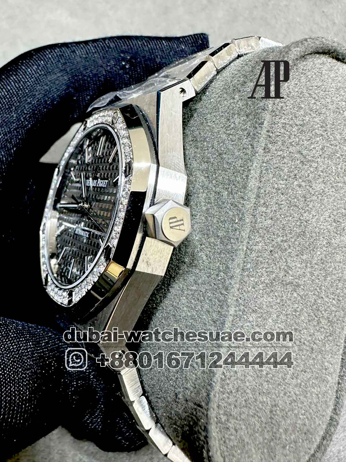AAA Audemars Piguet Royal Oak 37 MM Gray Dial With Stoned Bezel Stainless Steel AAA Audemars Piguet Royal Oak 37 MM Gray Dial With Stoned Bezel Stainless Steel