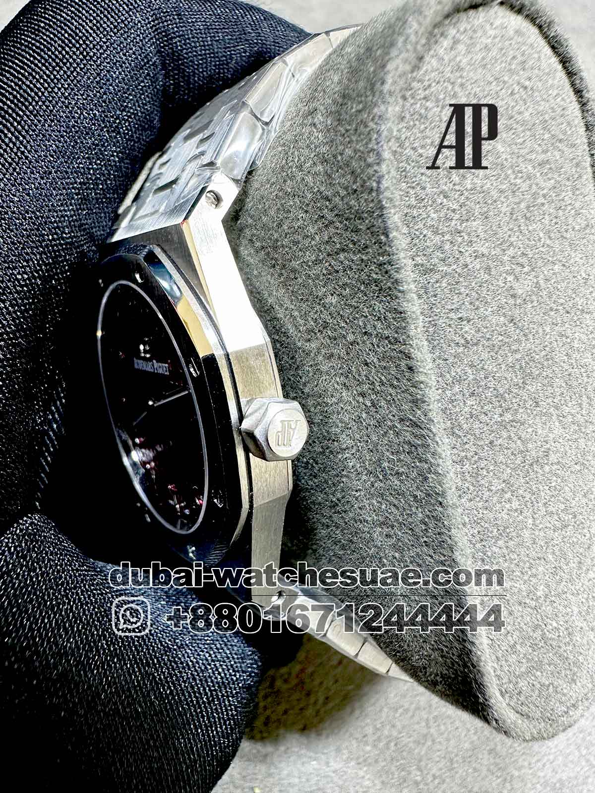 AAA Audemars Piguet Royal Oak 33 mm Dark Pink Dial With Arabic Numeric AAA Audemars Piguet Royal Oak 33 mm Dark Pink Dial With Arabic Numeric