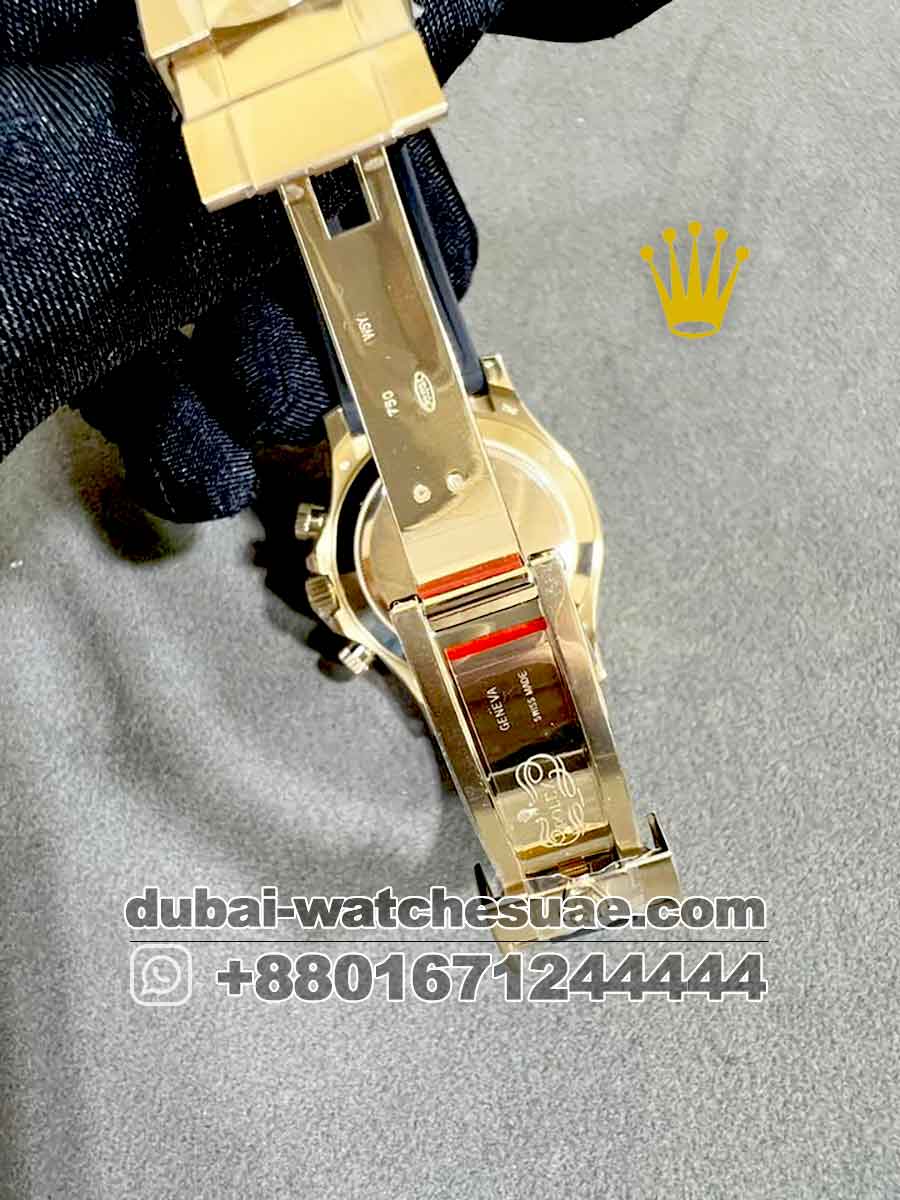 Super Master Rolex Cosmograph Daytona 40 mm Gold Black Dial With Black Chrono Black Bezel With Black Rubber Strap Super Master Rolex Cosmograph Daytona 40 mm Gold Black Dial With Black Chrono Black Bezel With Black Rubber Strap