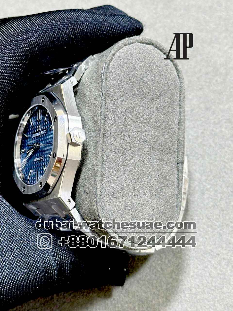 AAA Audemars Piguet Royal Oak 37 MM Blue Dial With Octagonal Screwed Bezel AAA Audemars Piguet Royal Oak 37 MM Blue Dial With Octagonal Screwed Bezel